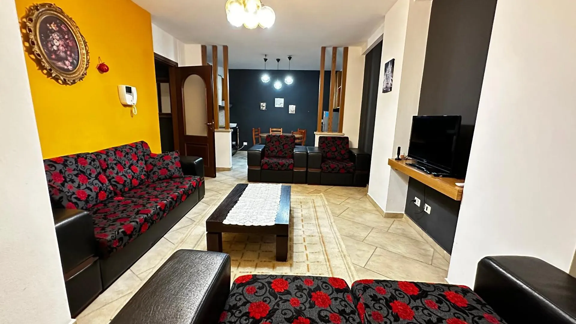 Tirana City Inn