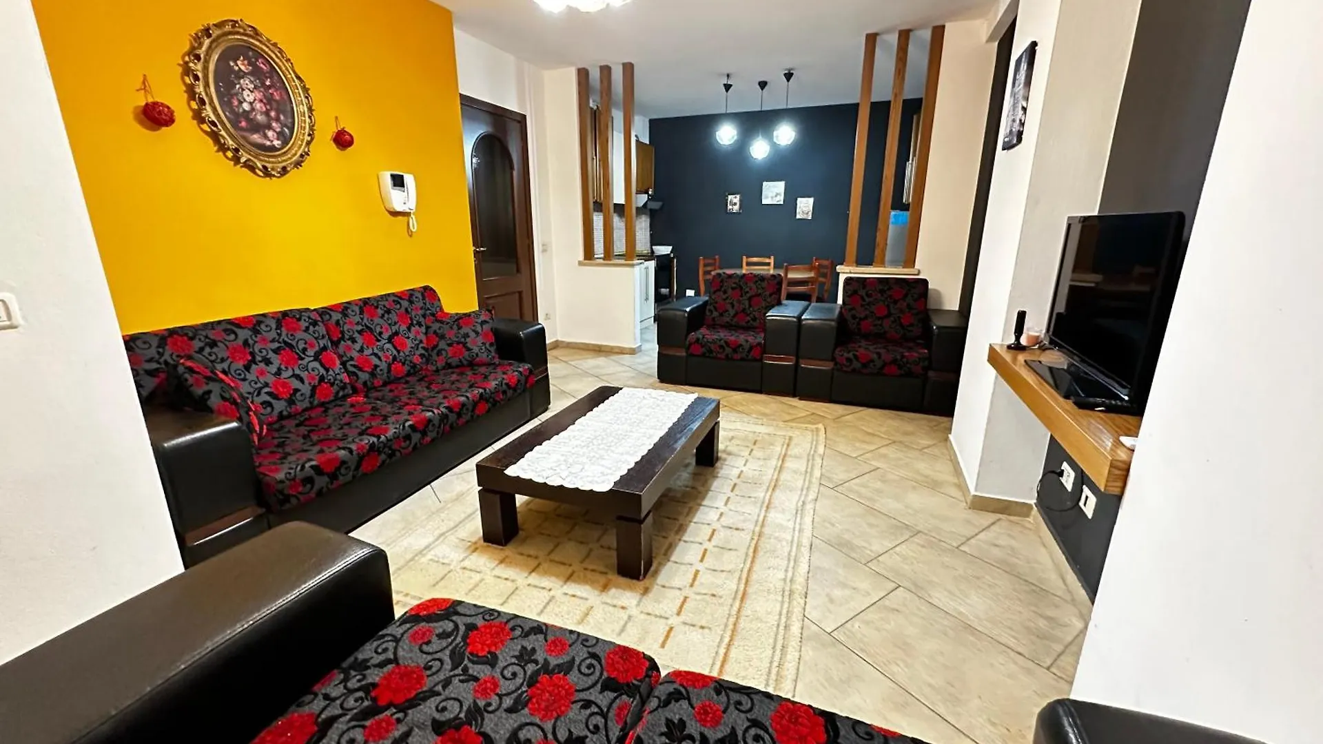 Tirana City Inn 0*,